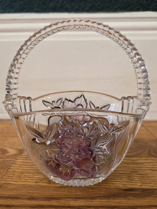 crystal clear industries Other - Crystal Clear Industries 24% Lead Pressed Glass with Iridescent Grapes